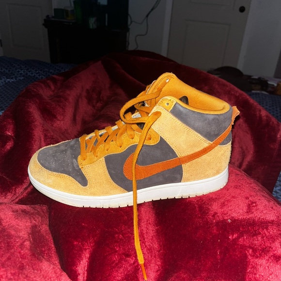 Nike Dunk high dark curry - Picture 2 of 4